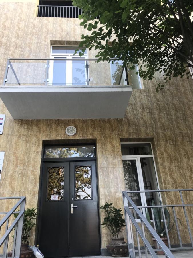 Kmg Hotel Khashuri Dış mekan fotoğraf