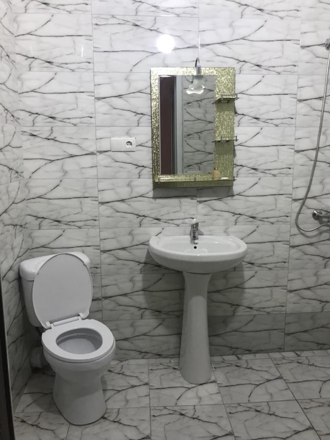Kmg Hotel Khashuri Dış mekan fotoğraf
